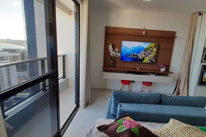 Room 14 of 33