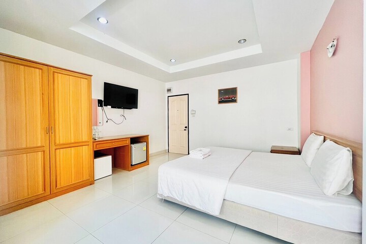 Room 7 of 29