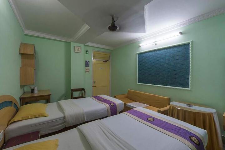 Room 19 of 71