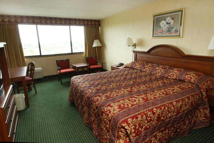 Exterior of STRATFORD HOTEL AND CONFERENCE CENTER