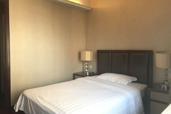 Room 6 of 79
