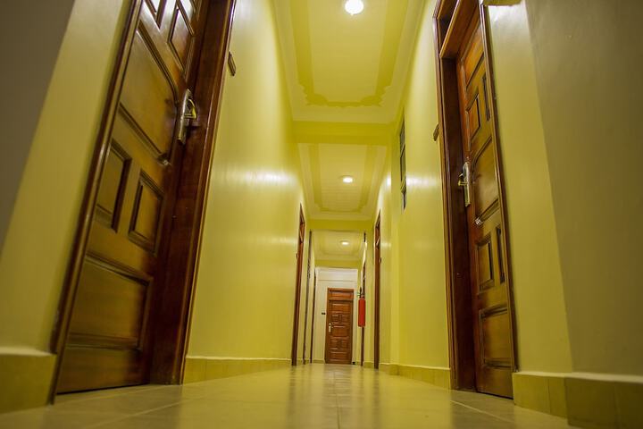 Ballroom/Hall 42 of 58
