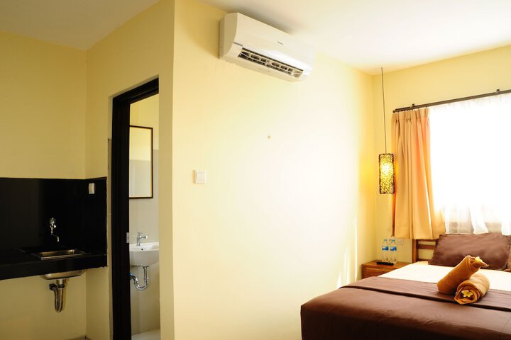 Room 4 of 60