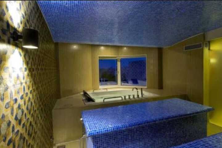 Spa 53 of 69