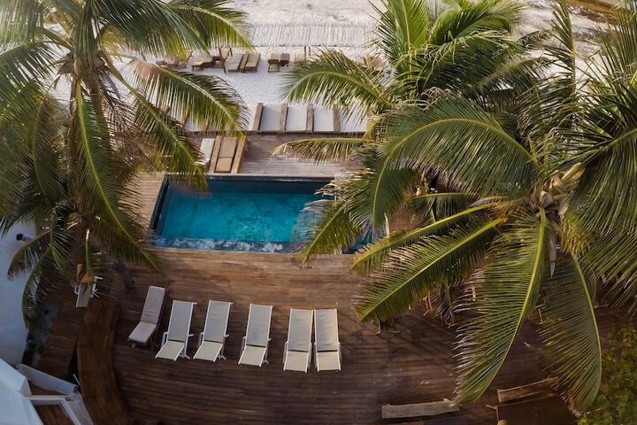 Pool 27 of 48