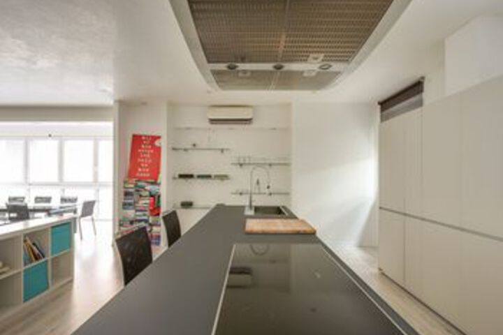 Room 18 of 22