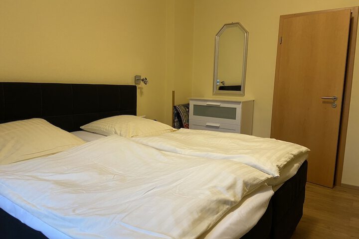 Room 19 of 68