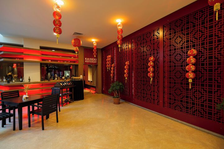 Lounge 167 of 259