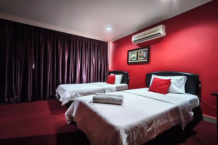Room 22 of 54
