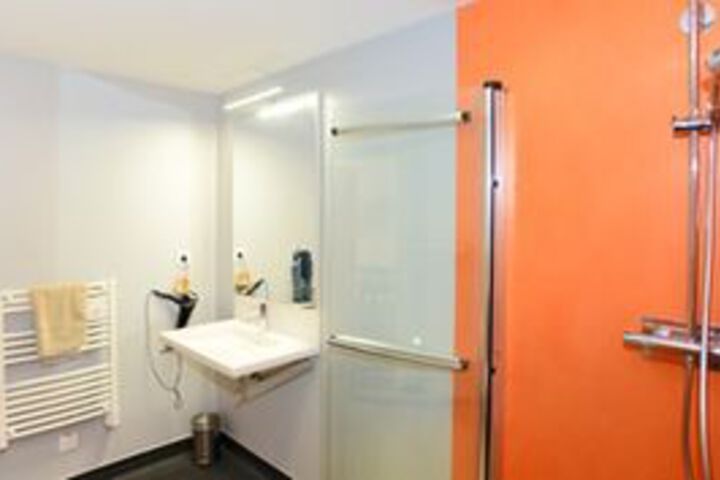 Room 3 of 12