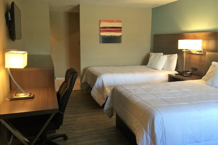 Room 13 of 42