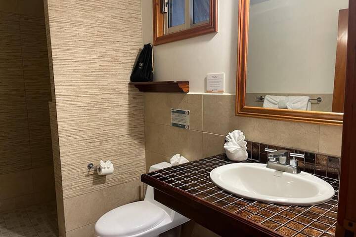 Room 151 of 272
