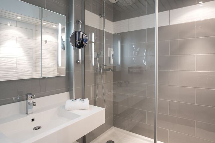 Bath Interior