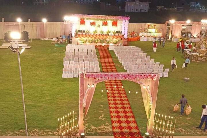 Ballroom/Hall 39 of 58