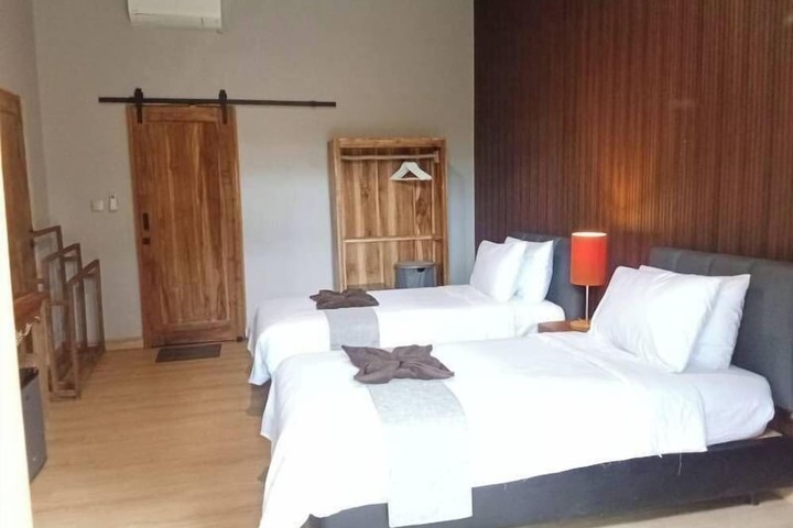 Room 3 of 24