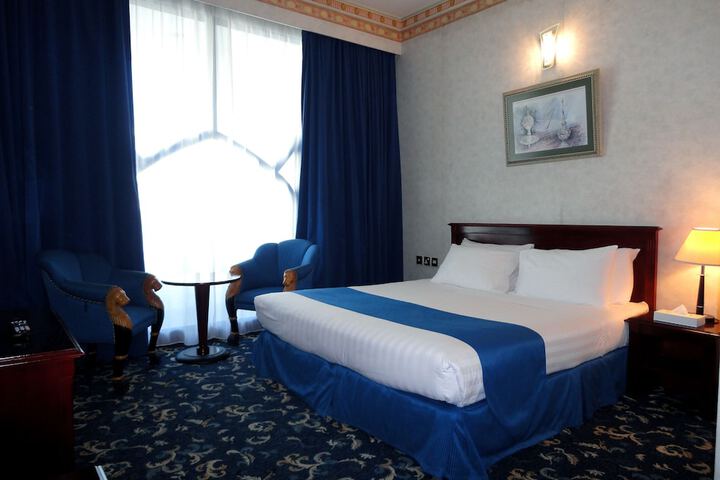 Room 25 of 71