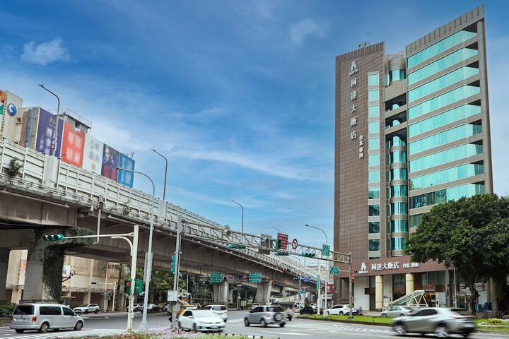 Hotel 50 of 58