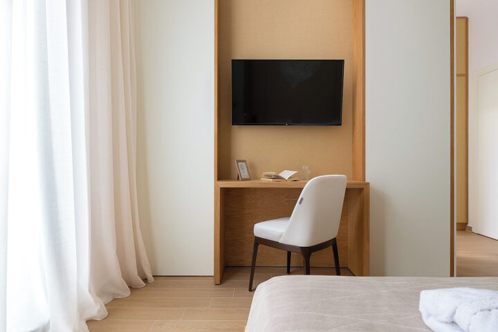 Room 13 of 62