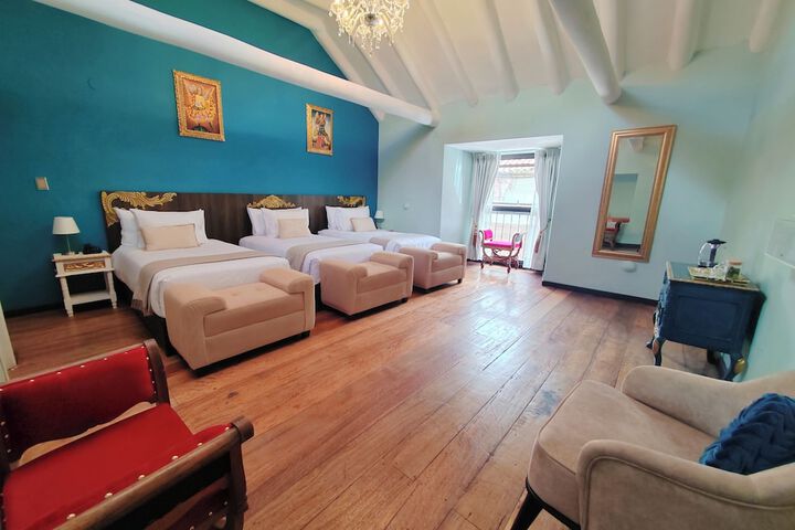 Room 14 of 65