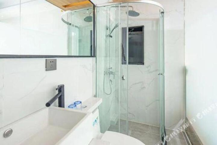Yangshuo Jinshang Yisu Hotel (20 yuan Xingping Ancient Town Scenic Area)