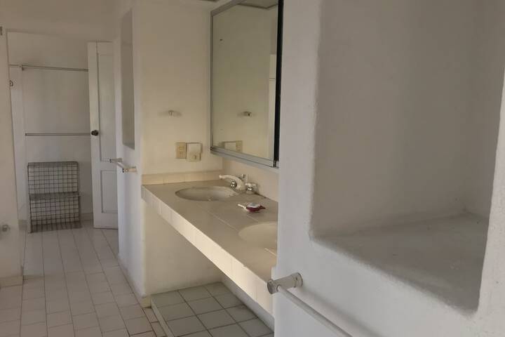 Room 49 of 91