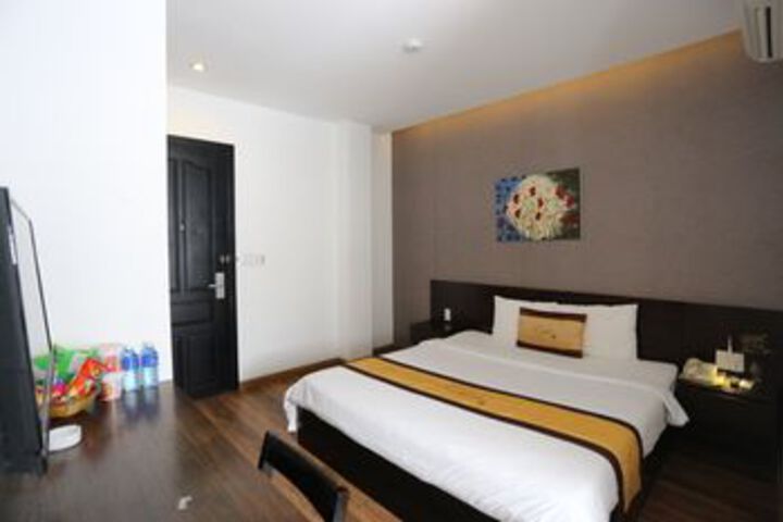 Room 36 of 64