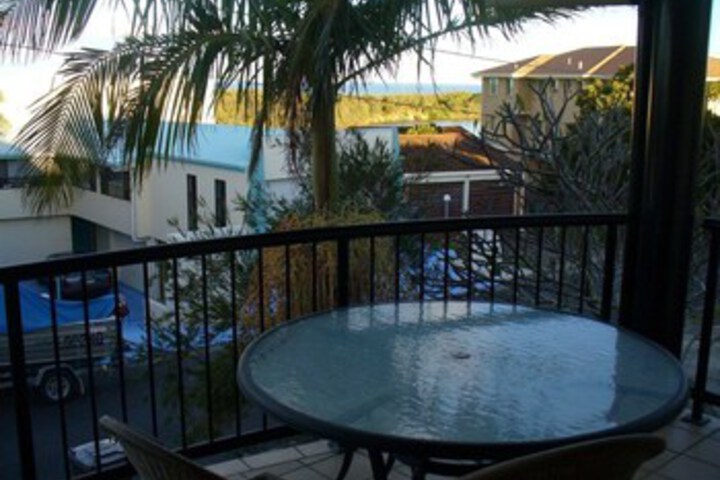 Terrace/Patio 2 of 9