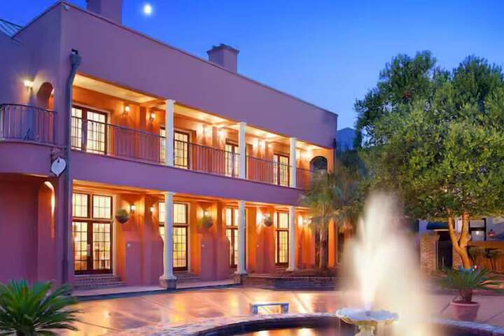 Hotel Entry