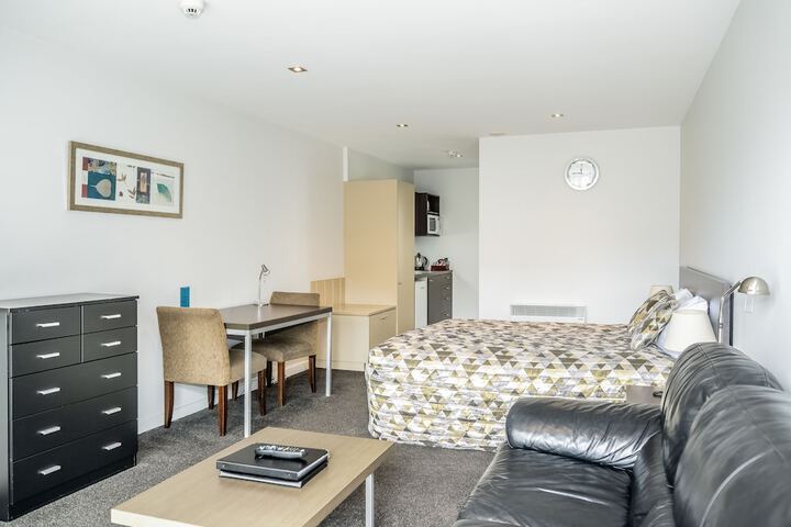 Room 4 of 45