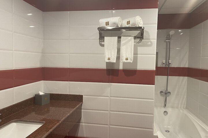 Room 20 of 28