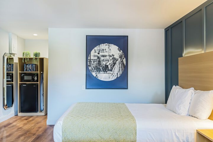 2 Double Beds (6 of 10)