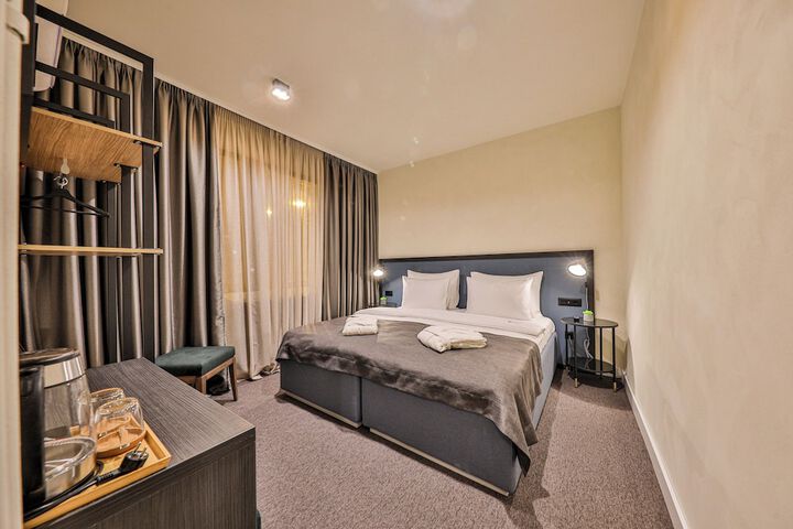 Room 40 of 70