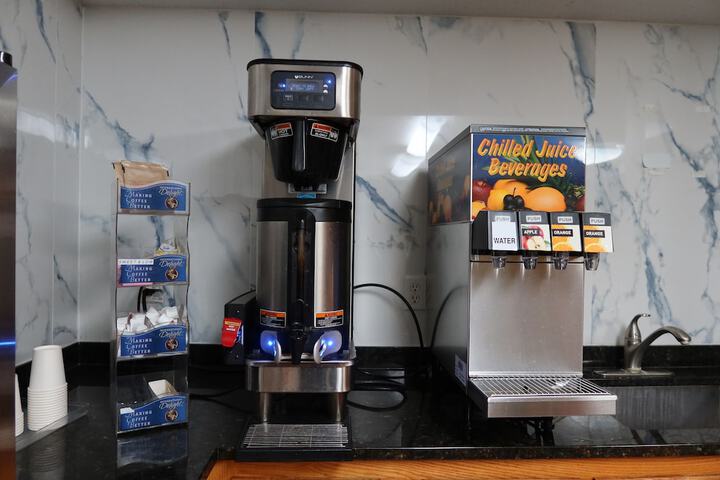 Breakfast/Coffee Service 43 of 45