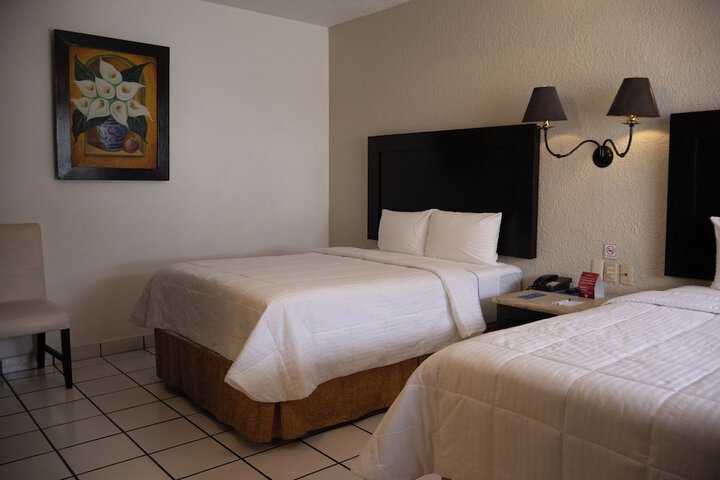 Room 7 of 40
