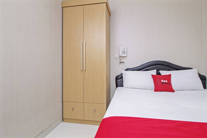 Room 18 of 30