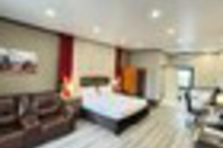 Room 59 of 165