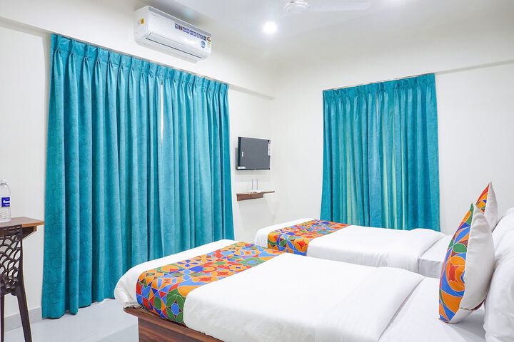 Room 18 of 30