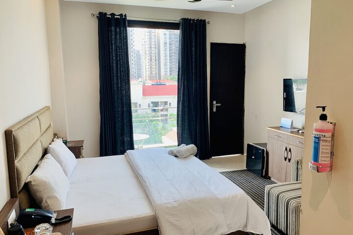 Room 25 of 57