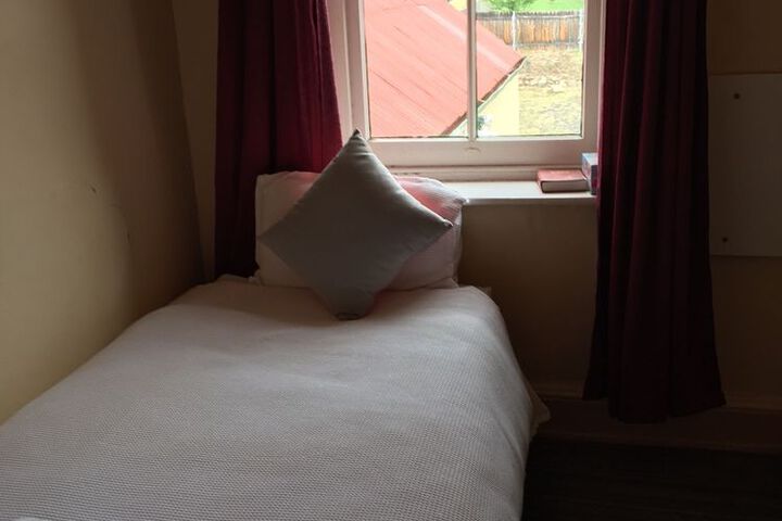 Room 4 of 30