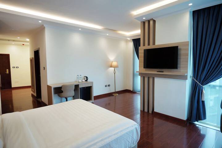 Room 9 of 73