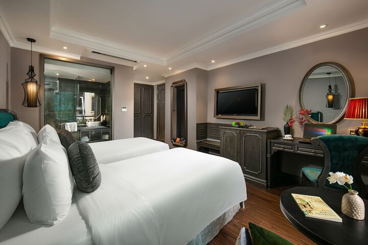 Room 18 of 72