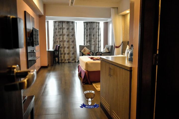 Room 8 of 29