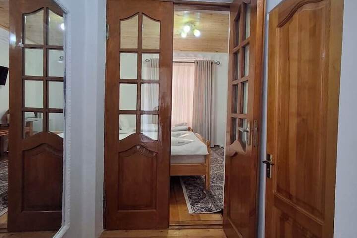 Room 17 of 44