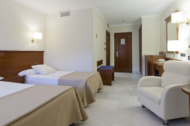 Room 10 of 71