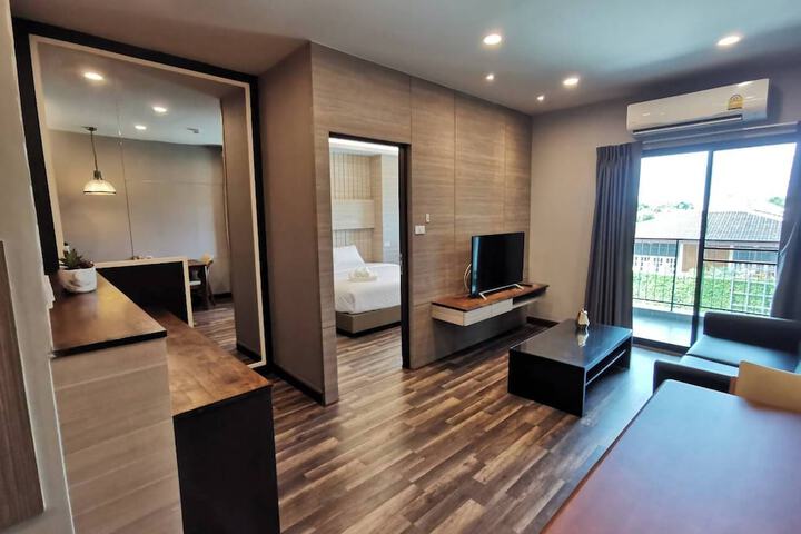 Room 4 of 55