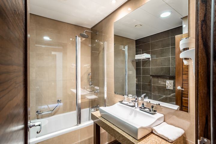 Clean Restrooms