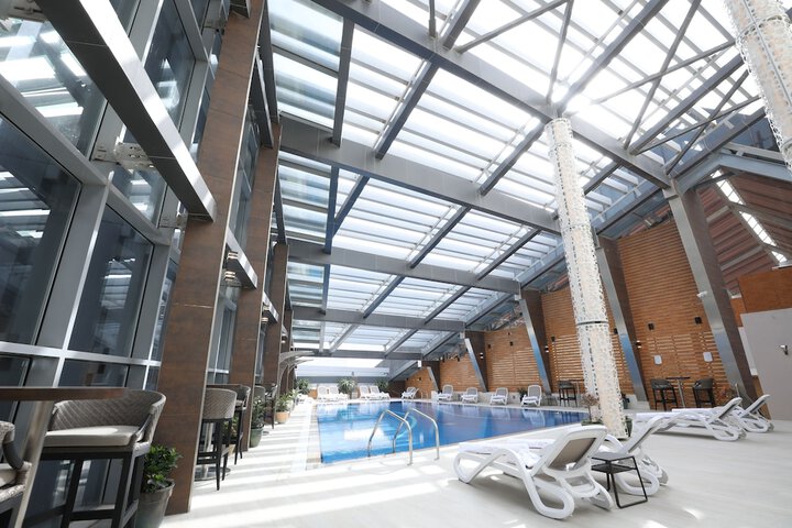 Pool 44 of 67