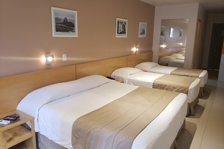 Room 9 of 26