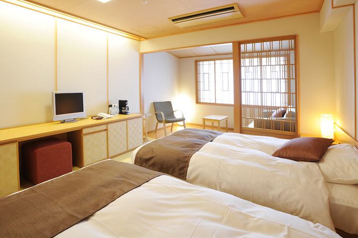Room 20 of 44