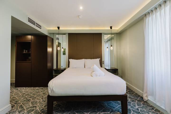 Room 124 of 263